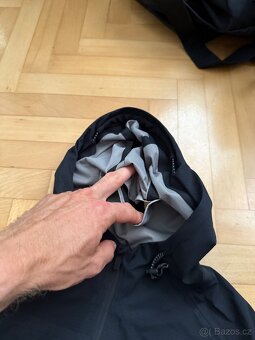 Nike Cosmic Peaks Pánská běžecká bunda Storm (Vel: L - 6