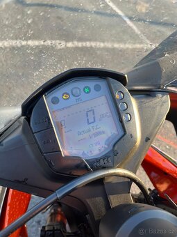 KTM RC 390, r.v. 2017 - 6