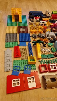 Souprava LEGO Duplo, mnoho figurek, zvířátek a vozítek - 6