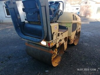 Vibrační válec Stavostroj STA VH250, motor Deutz olejem chla - 6