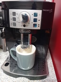 Prodám kávovar Delonghi - 6