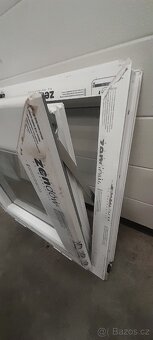 Plastové okno 50x50 - 6