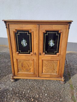 starožitná komoda - vertiko - 6