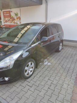 Peugeot 5008 - 6