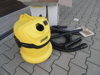 vysavač KARCHER - 6