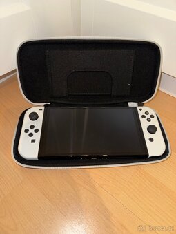 Nintendo Switch - OLED - 6