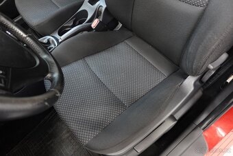 Hyundai I30 1.4i , 77 kW benzín, 2011 - 6