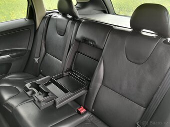 Prodám Volvo XC60 D5 AWD Summum, 151 kW - 6