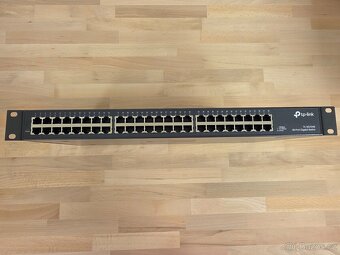 TP-Link TL-SG1048 – 48portový Gigabitový switch - 6