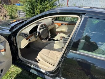 Mercedes benz E320 cdi - 6