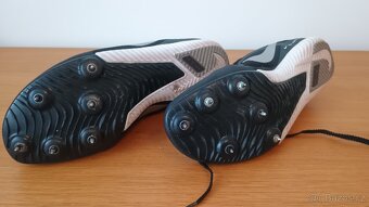 Atletické tretry Nike Zoom Rival Multi, vel. EUR 40 - 6