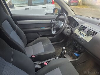 Suzuki Swift 1.3i 68kw - 6
