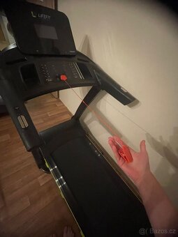 Běhací pás Livefit TM7100 - 6