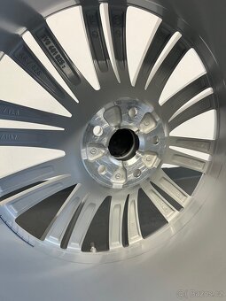 ❄️ Zimní Alu kola Canopus, Škoda Superb 3, 5x112 r19 - 6