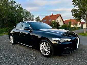 Alfa Romeo Giulia 2.2 JTDM Basis Navi Servisovane Tažné - 6