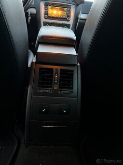 Škoda Octavia Scout 4x4 DSG - auto na zakázku Škoda Auto - 6