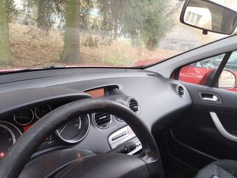 Prodám Peugeot 308 top stav bez koroze 1.4 benzin - 6