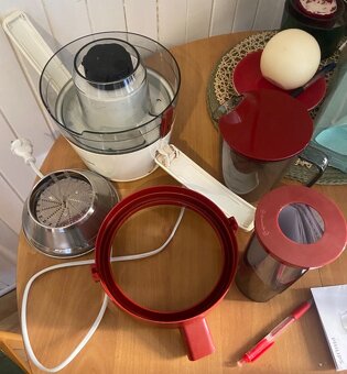 Odšťavňovač Philips HR1855 - 6