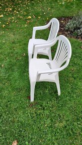 Plastové židle - 6