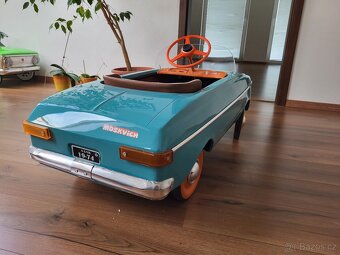 Šlapaci autíčko moskvič - dovoz - 6