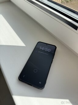 Xiaomi 15 12/256 Gb černý - 6