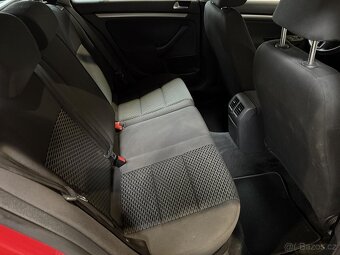 Volkswagen Golf 1.6.TDi , 77 kW nafta, 2011 - 6