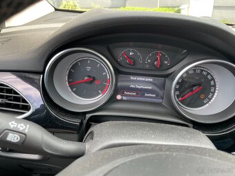 Opel Astra kombi, r.2016, 148000 km, Koupeno v ČR 1. majitel - 6