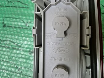 levé zadní světlo kompletní Ford Transit Connect (C170) 2T14 - 6