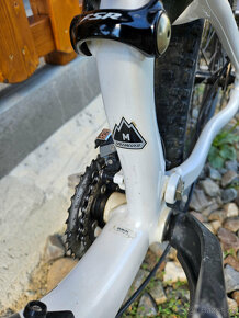 Specialized Safire, velikost M - 6