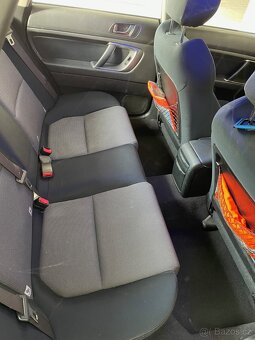 SUBARU LEGACY 2.0R sedan 121 kW - 6