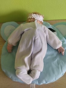 Značené porcelánové miminko Oncrown - 6