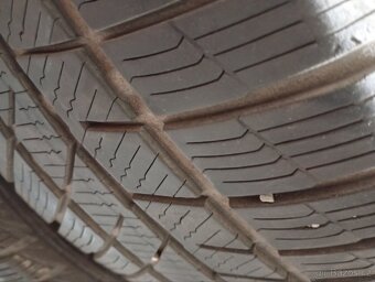 ZIMNÍ 215/60R17 - 6