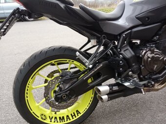 Yamaha MT07 - 6