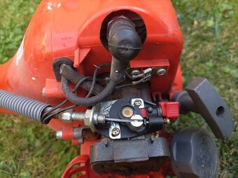 Křovinořez Oleo-Mac 725 T - 6