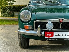 MG MGB GT - 6