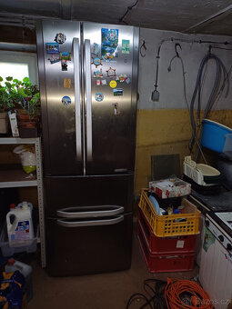 Prodám americkou lednici HOTPOINT ARISTON - 6