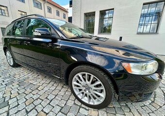 VOLVO 2.0D3 110KW 5VÁLEC MANUÁL KUŽE-XENON-NAVI-VYHŘEV - 6