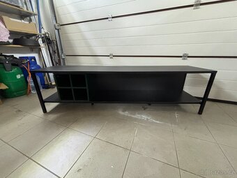 ČERNÝ TV STOLEK DO OBÝVÁKU - 6