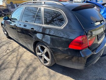 BMW E91 320d N47D20a Schwarz 2 náhradní dily - 6