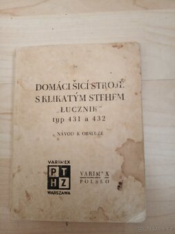 retro šicí stroj Lucznik v kufříku včetně návodu a příslušen - 6