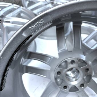 ALU KOLA SKODA OCTAVIA SUPERB KAROQ YETI 17" 5X112 - 6