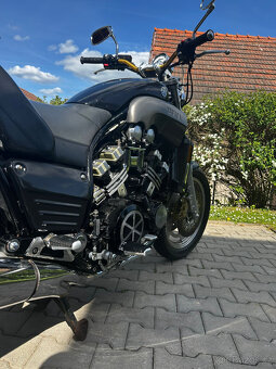 Yamaha V-MAX 1200 - 6