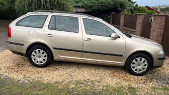 ŠKODA OCTÁVIA 1.6 MPI SERVISNÍ KNIHA. - 6