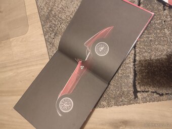 Knihy o formulích a vesmíru - 6