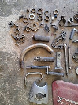 Jawa - náhradní díly - 6