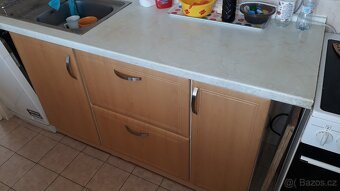 Kuchaňská linka světle hnědá - 6