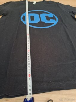 Černé tričko s logem DC (Detective Comics) – L - 6