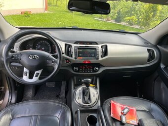 Kia Sportage 2.0 crdi 100kw 4X4 AWD 2010 Automat - 6