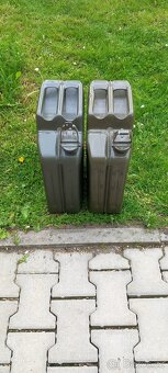 PLECHOVÝ KANYSTR 20 L - 6