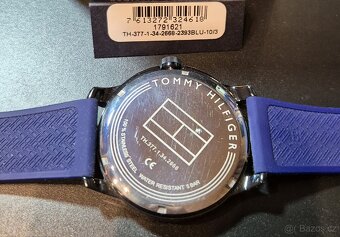 Tommy Hilfiger - 6